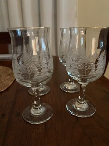 Four Libbey Arby’s Winter Wonderland 22k Gold Rim Etched Wine/Water Glasses