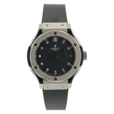 Hublot Classic Fusion Titanium Black Dial 33mm Quartz Women's 581