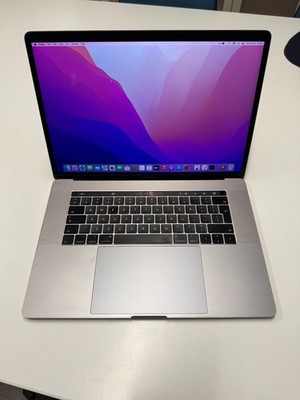 Apple MacBook Pro 2017 15'' A1707 2,8GHz i7 16GB RAM 256GB Space Grey