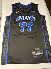  77 Luke Doncic Dallas Mavericks Nike Swingman Jersey Men's Size L Blue NBA
