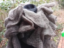 XXL  Rüschen-Schal -  Handarbeit - mit Mohair  braun