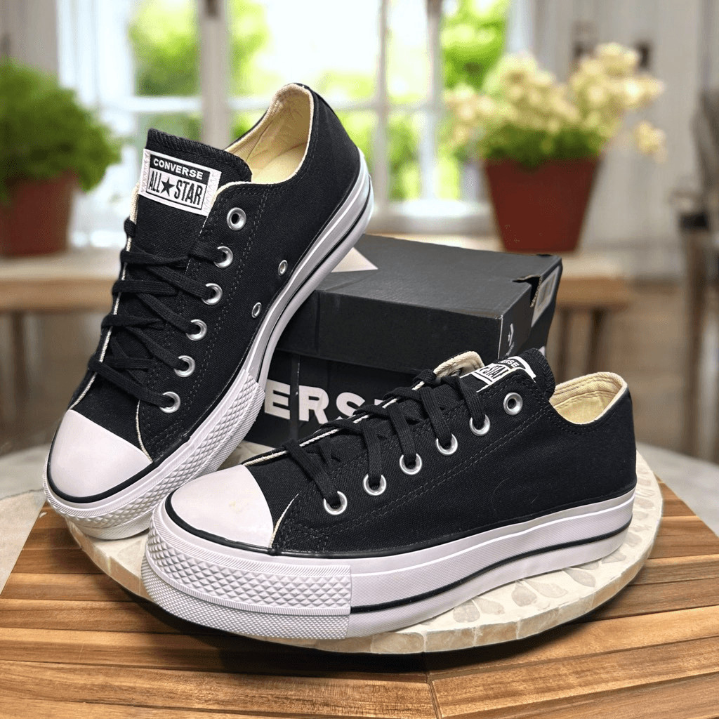 Converse Chuck Taylor All Star CTAS Platform Ox lCanvas Sneakers Women’s Size 8 thumbnail 2