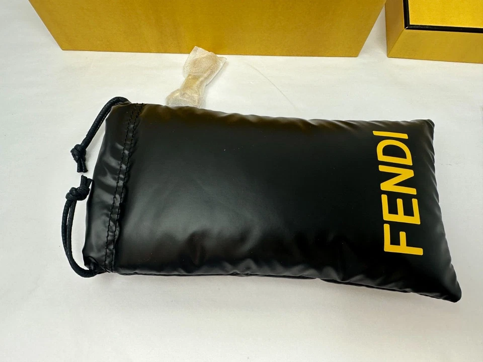 NOVO Autêntico Óculos de Sol Fendi Roma Caixa de Óculos Preta Estojo Macio Bolsa Pano - Imagem 2 de 4
