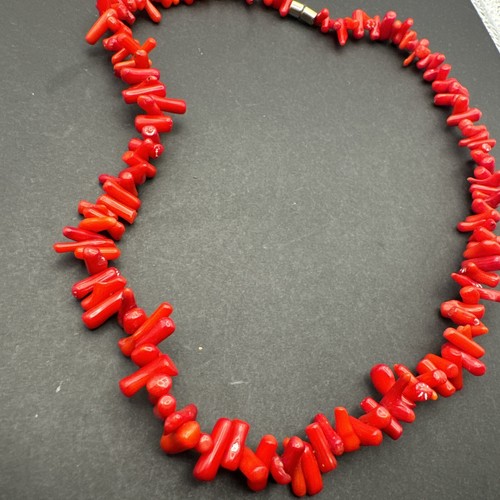 Red Coral Necklace 18” Magnetic Closure - Bild 3 von 10