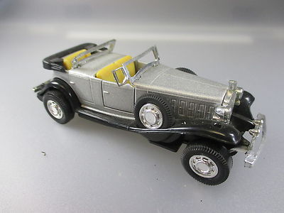 Yatming:Cadillac V16 Phantom Oldtimer Nr.8503, 1:43 Scale   (SSK42)