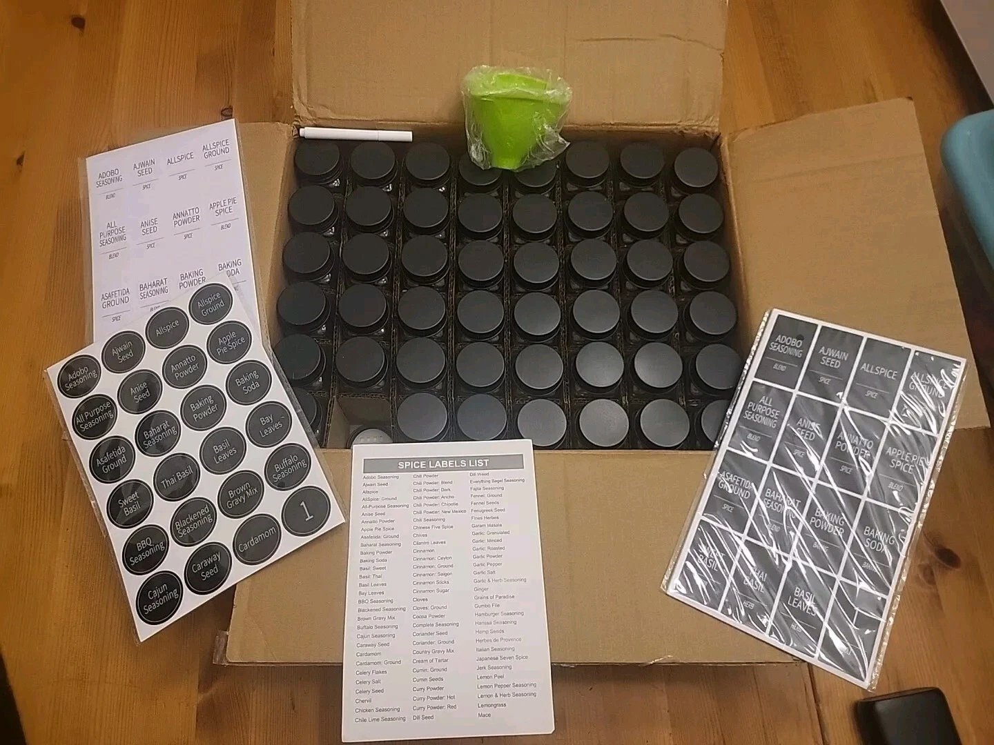 47 Spice Jars with 547 Labels- Glass Spice Jars with Black Metal Caps, 4Oz Em...