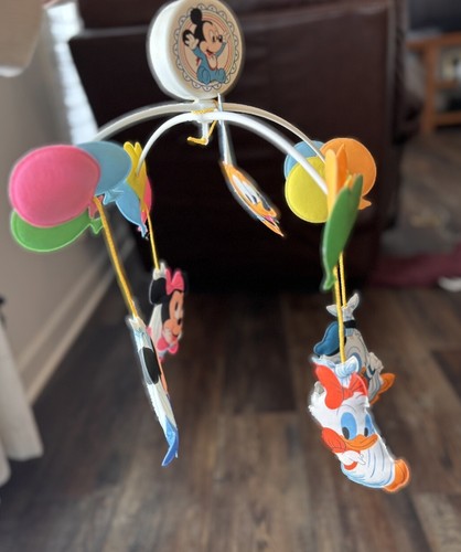 De colección 1984 Dolly Disney Bebés Musical Móvil Mickey Mouse Friends Guardería - Imagen 7 de 10