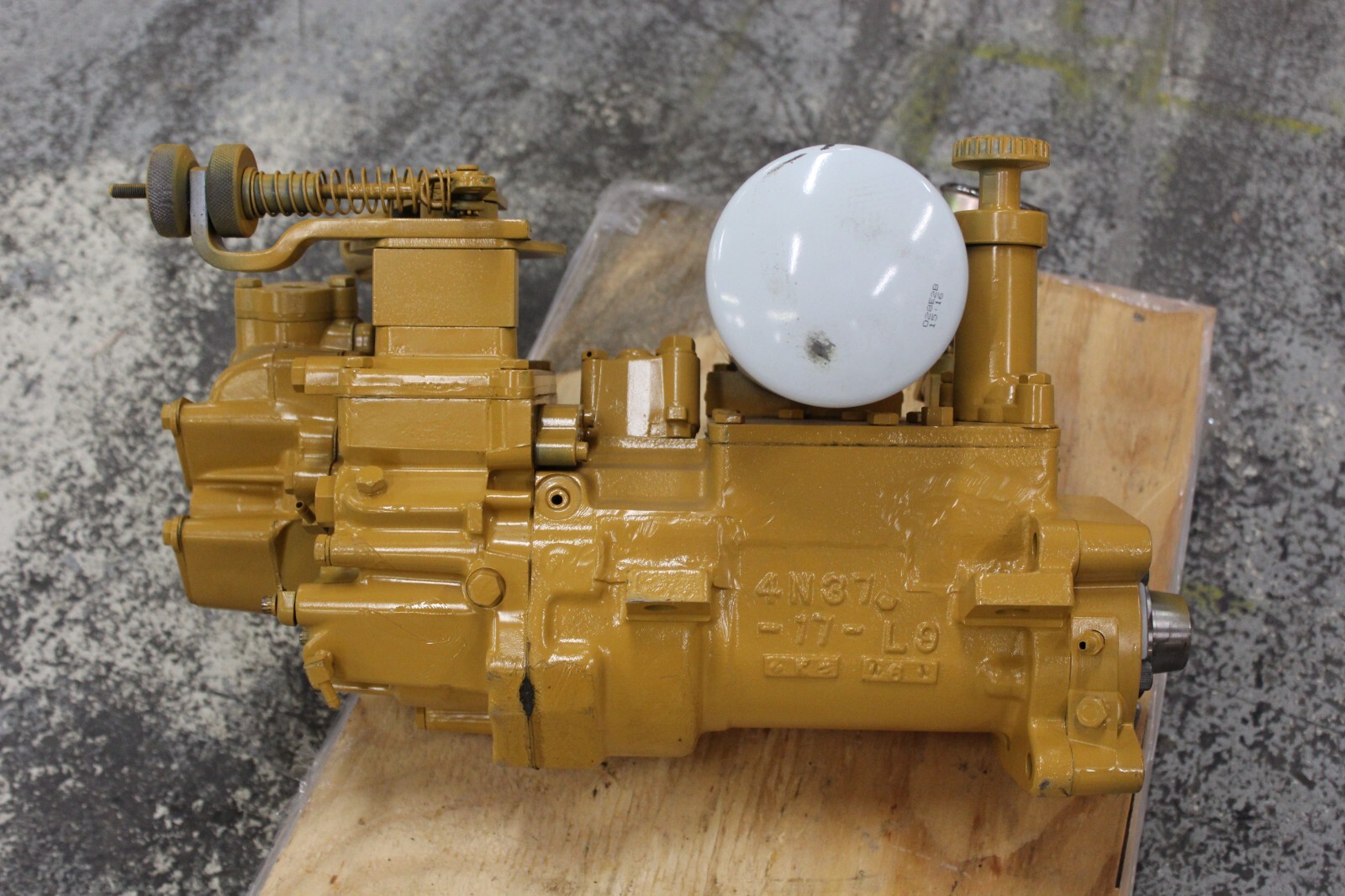 CATERPILLAR 3304 GOVERNOR & FUEL INJECTION PUMP P/N 7N6424