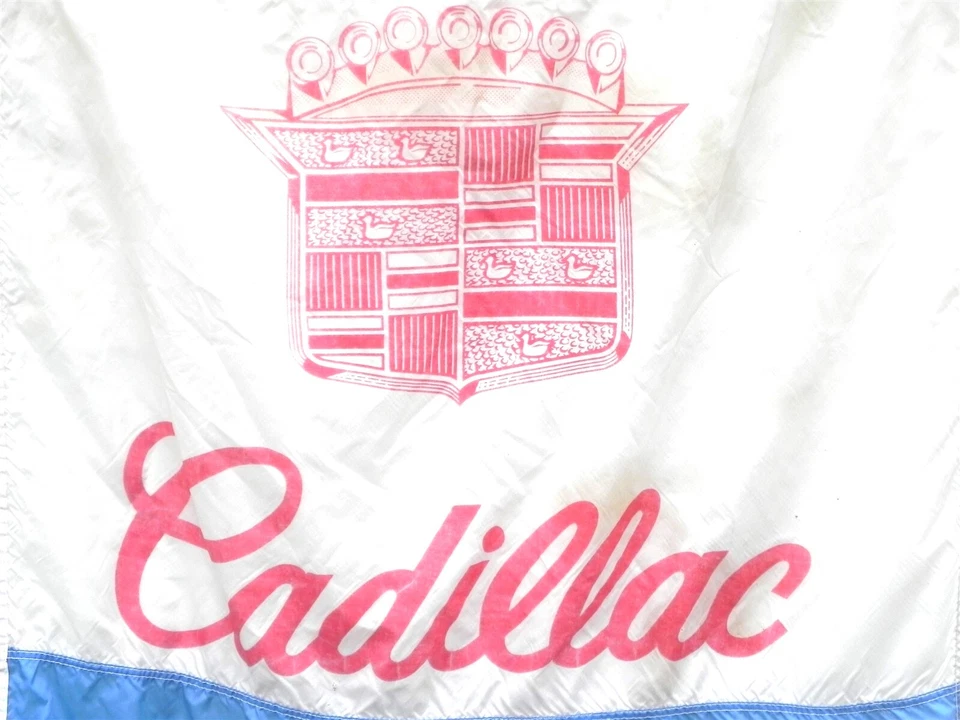 Banner de sala de exposición de concesionario Cadillac de la década de 1960 42" x 84" del concesionario Carson City Foto 2 de 4