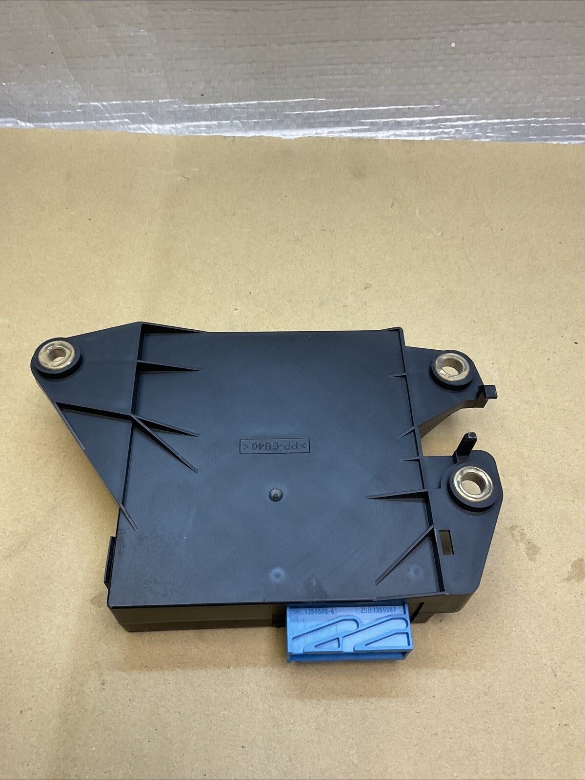 14-17 Maserati Quattroporte M156 Suspension Control Module ECU 670008403 OEM