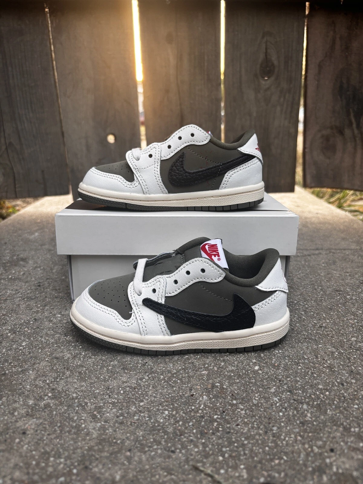 NUOVO Nike Air Jordan 1 Retro Low OG SP Travis Scott Olive DZ5909 106 TD taglia 7C