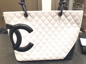 chanel black and white tote
