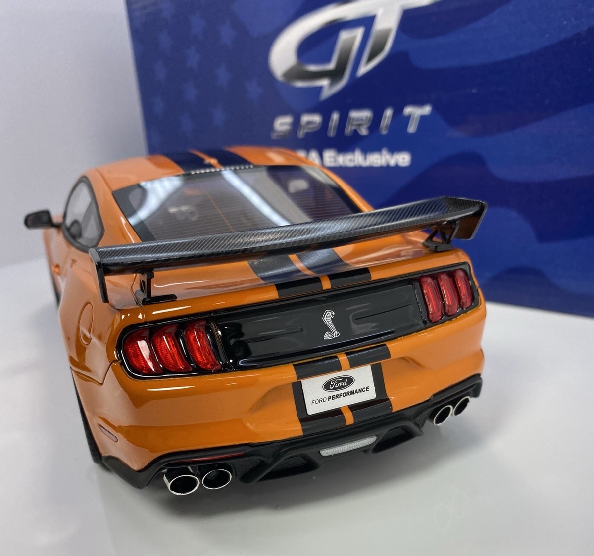 未展示品 GT SPIRIT 1/18 2020 Ford Mustang s-l400.jpg