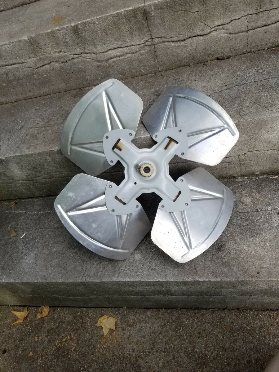 Lennox Armstrong 98M19 98M1901 Condenser Fan Blade 4 Blade 68J2701