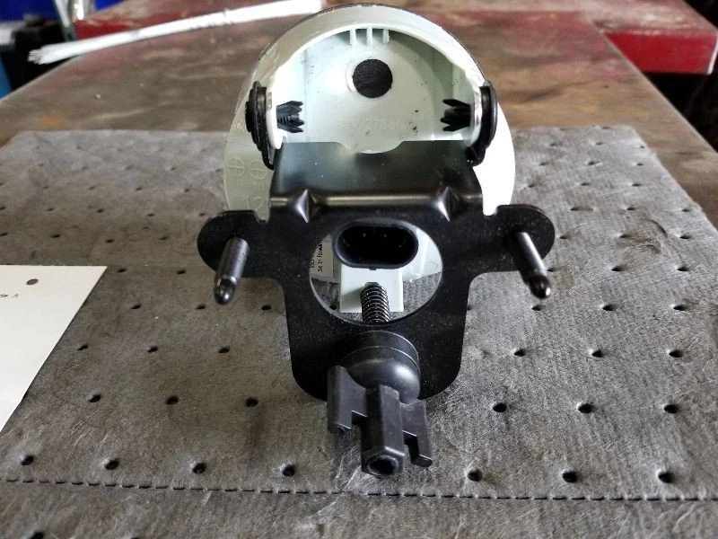 Corner/Park Light Fog-driving Bumper Mounted Fits 94-03 GRAND PRIX 521271 - Image 3 of 4