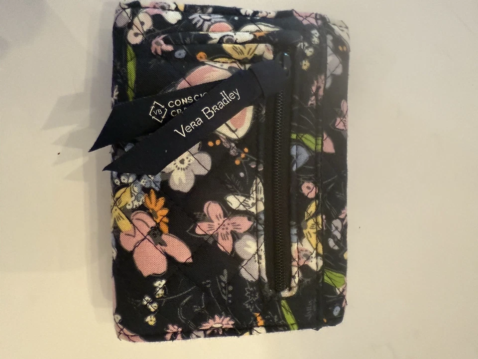 Cartera de mujer Vera Bradley azul marino de algodón con patrón de floración y bloqueo RFID Foto 4 de 4