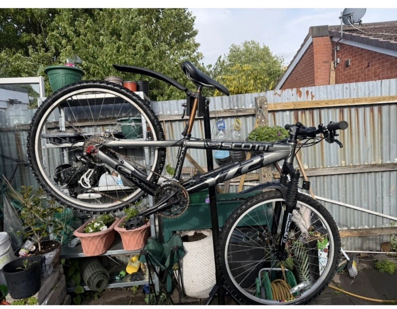 Scott YZ2 Mountain Bike working order disk brakes