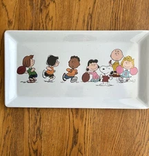 2025 Peanuts Charlie Brown & Gang Melamine Serving Tray Zriike Brands Football