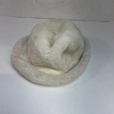 KAPS by GLENOIT ~ Shaggy VINTAGE White Faux Fur Hat Cap Made USA