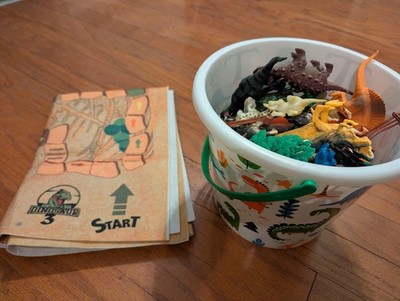 Bucket Full Of Dinosaurs And Dinosaur Board/floor Game