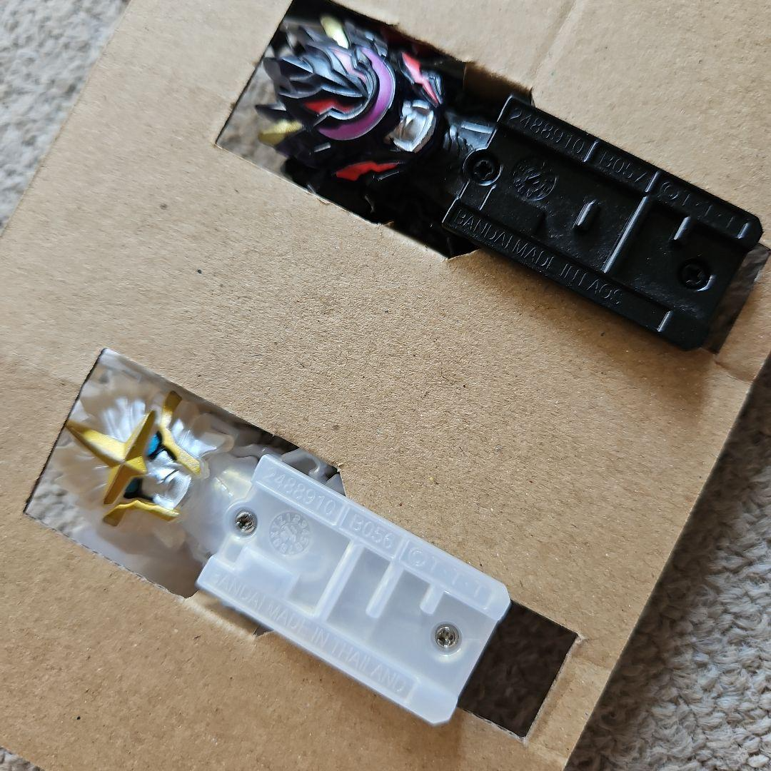 NEWPower Rangers Dino Fury Shine Raptor & Shadow Raptor Keys