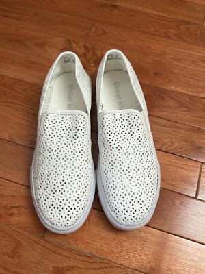 Global Win Womens White Perforated Casual Flats/Sneakers Size