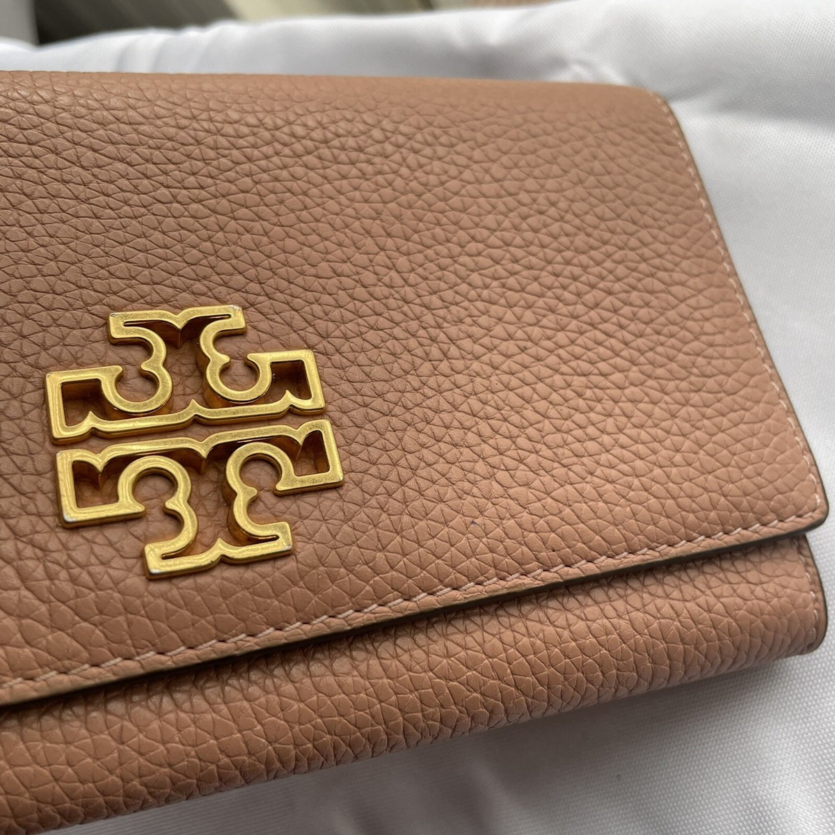 Tory Burch Britten Smartphone Wallet Pink Pebbled Leather Gold 