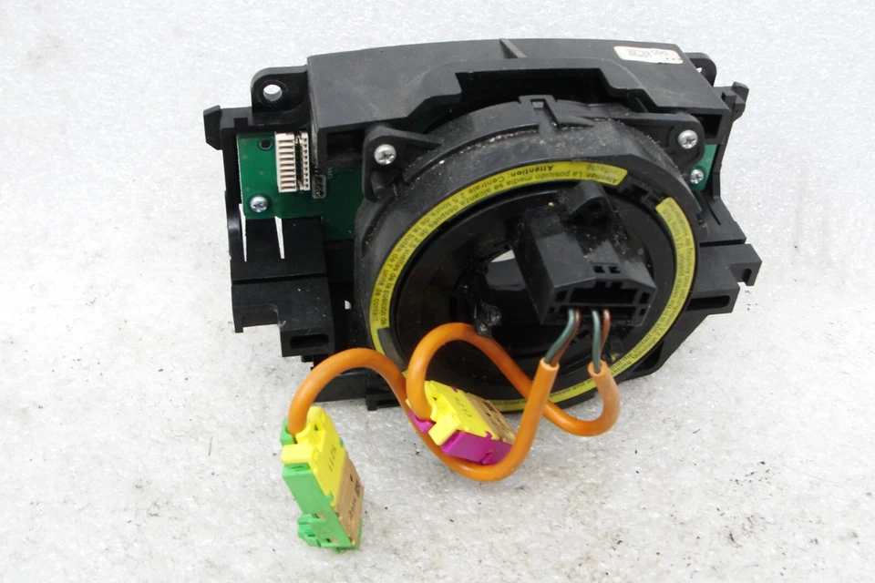 Sensor de ángulo de dirección en espiral Volvo CLOCKSPRING 05-09 S60 XC70 S80 30669743 STC Foto 2 de 4