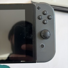 NINTENDO SWITCH CONSOLE HAC-001 With CHARGER & Case Joycons Oem TESTED