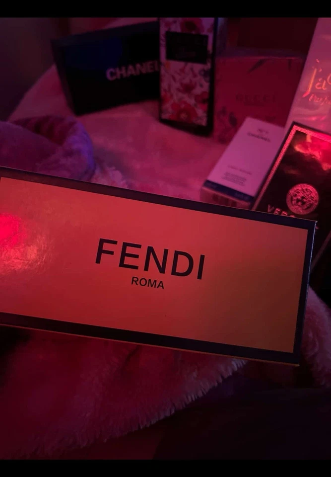 Fendi First Women's Sunglasses. Black Sunglasses with Gold Accents - Image 2 of 4