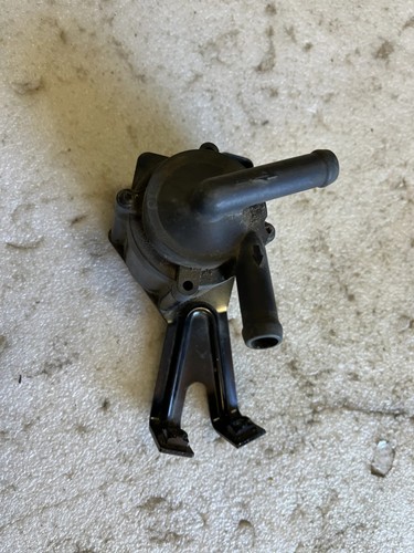 BMW 5 F10 Zirkulationswassermotor 7.01899.04 7.01899.04.0 2013 18301486