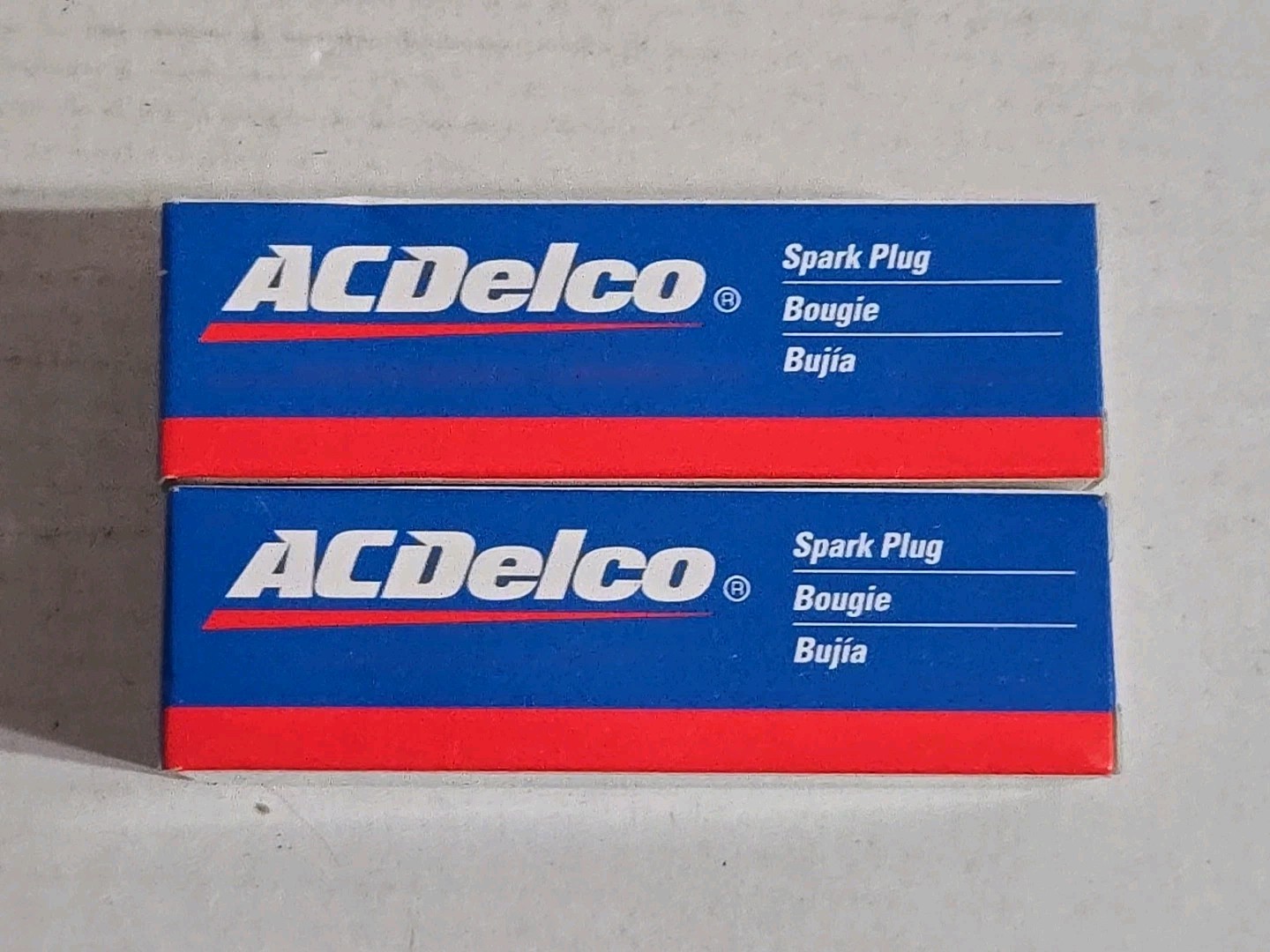 LOT OF 2 GENUINE GM ACDELCO R43TS CONVENTIONAL COPPER CORE SPARK PLUGS 