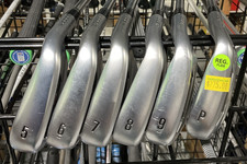 Callaway APEX Ai300 5-P Irons Set DYNAMIC GOLD MID 90 R300 Regular Flex MRH USED