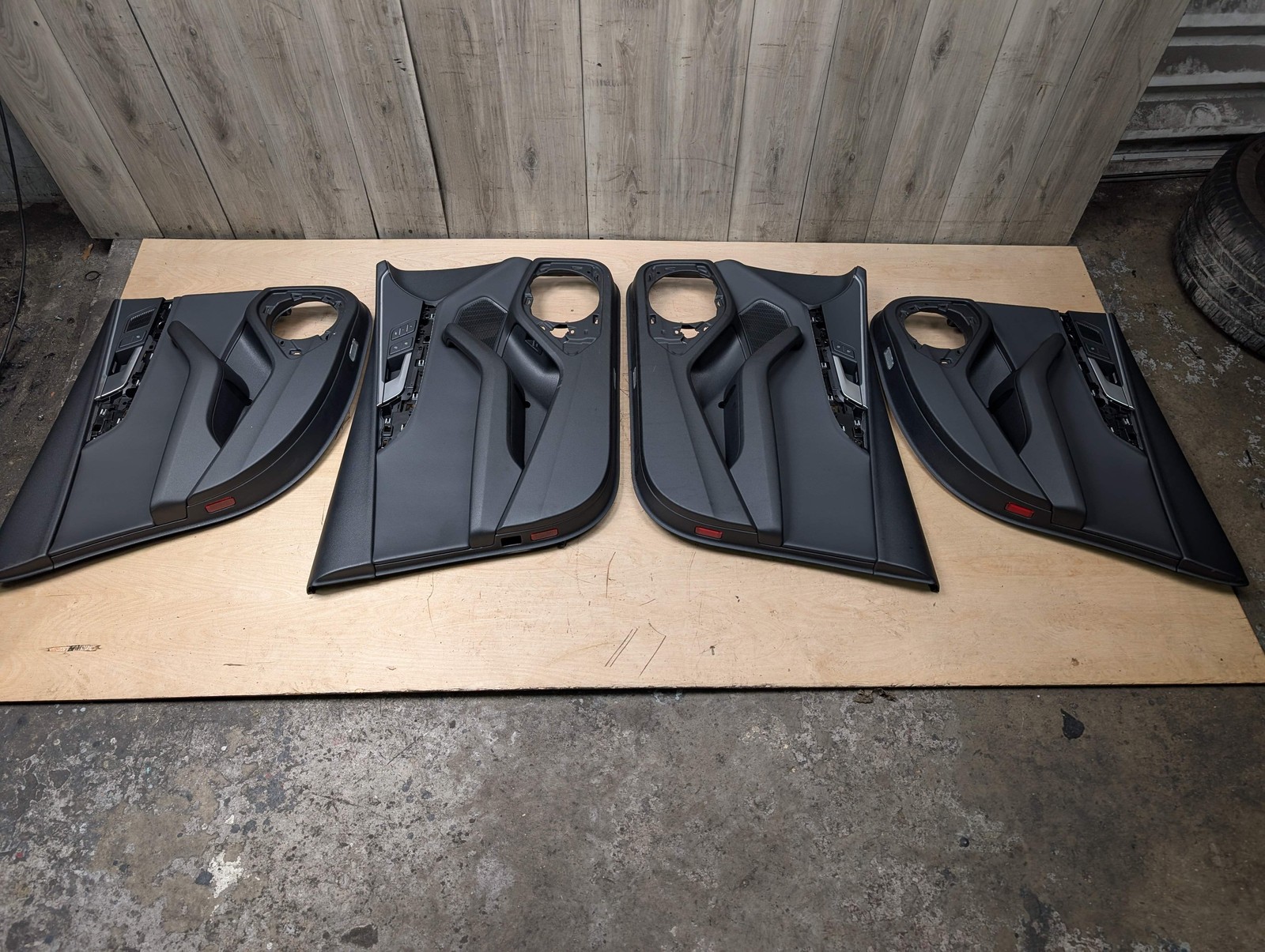 *17-19 OEM AUDI B9 A4 Front Rear Interior Door Panels Black SET Ambient Lighting