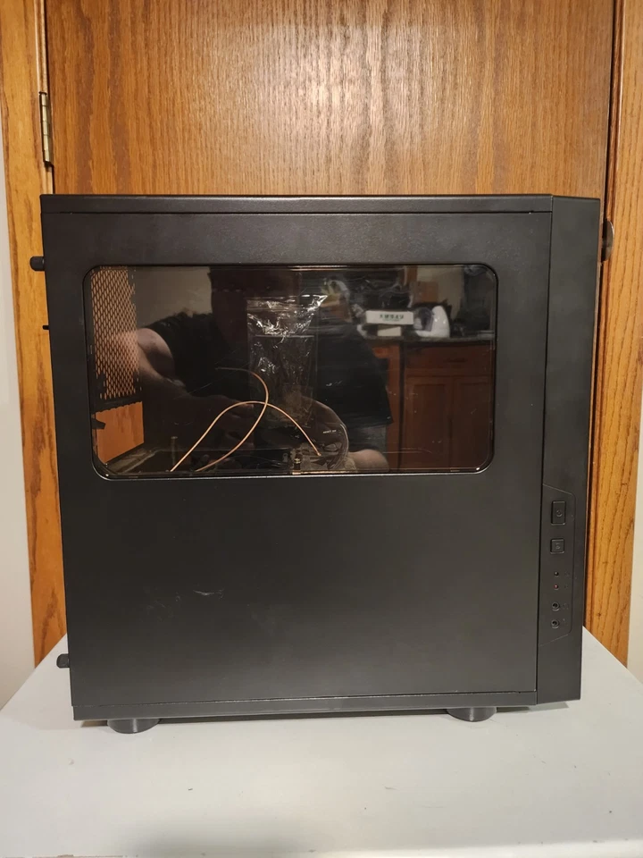 Rosewill Neutron ITX Case - Image 2 of 4