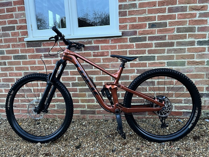 Trek Remedy 8 Full Suspension Mountain Bike Size Large