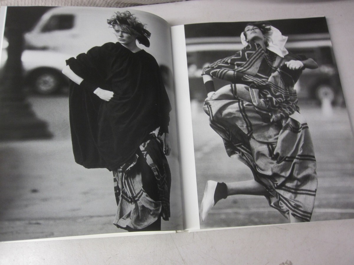 Comme des Garcons Photo Book 1981 - 1986 First Edition / Rei Comme des Garcons Photo Book 1981 - 1986 First Edition / Rei