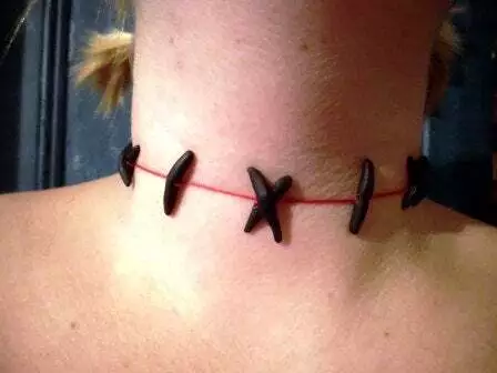 Stitches choker 2024