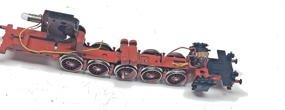 Märklin HO 3309-3308   -- FAHRGESTELL mit RÄDER-BELEUCHTUNG usw. --10/ - Bild 2 von 4