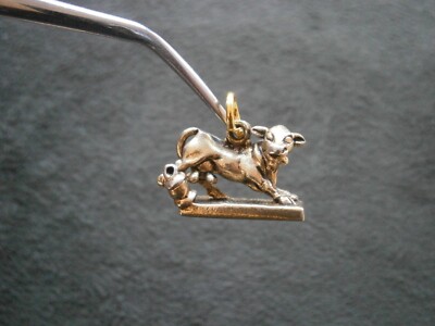 Mrs O'Leary's Cow Chicago Gold Over Sterling Silver Bracelet Charm Pendant 5.5g