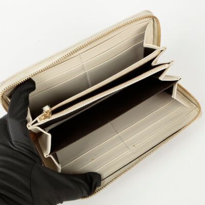 希少 美品 オールド グッチ 長財布 ホースビット 革 黒 レター 希少 美品 オールド グッチ 長財布 ホースビット 革 黒 レター