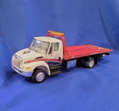 Rare First Gear 19-2971 international Series 4400 Miller Industries Slide Back