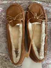 American Heritage Women  s Size 9 Suede Faux Fur-Lined Moccasin Slippers - NEW