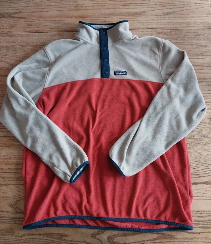 patagonia micro d snap t fleece pullover beige red navy sweater