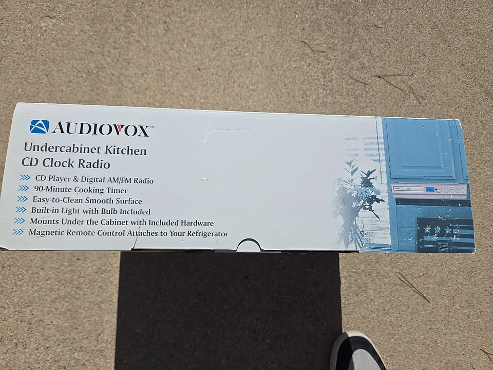 AUDIOVOX Undercabinet Kitchen CD Clock Radio NIB, Model KCD3180 - Image 2 of 4