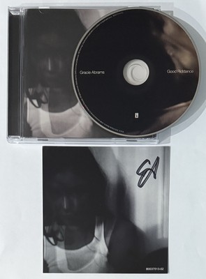GRACIE ABRAMS AUTOGRAPHED SIGNED COVER CARD & GOOD RIDDANCE CD BAS