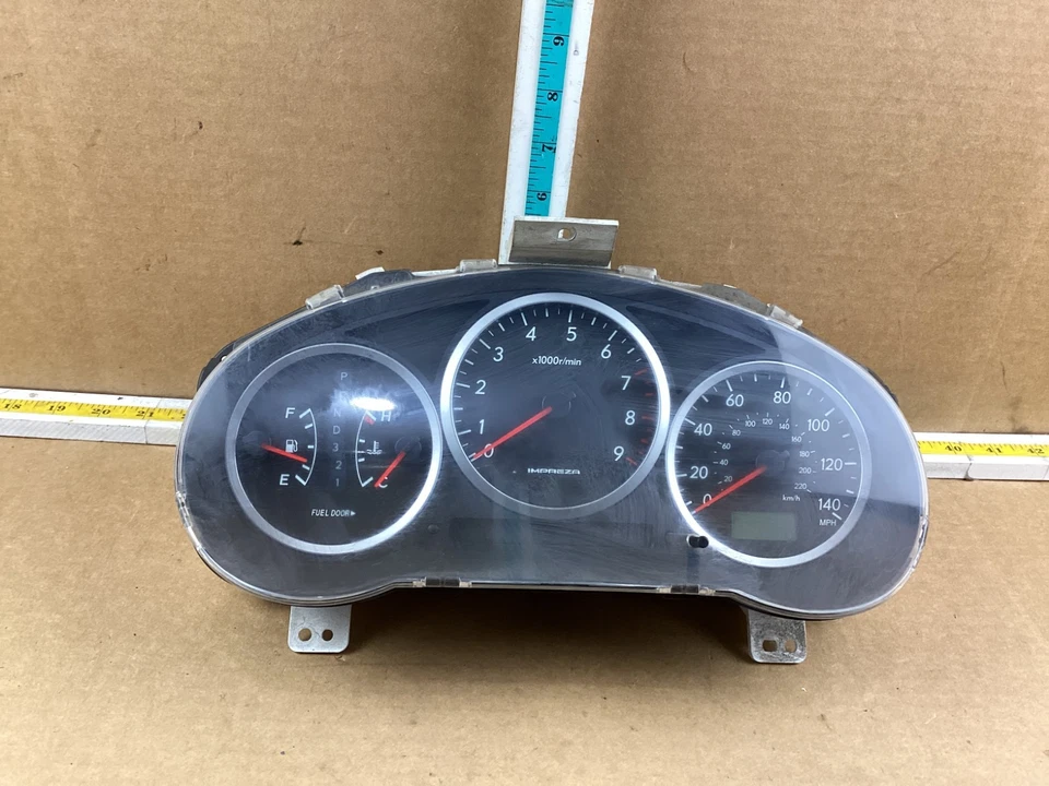 Cuadro de instrumentos velocímetro Subaru Impreza 2004 85013FE200 OEM Foto 2 de 4