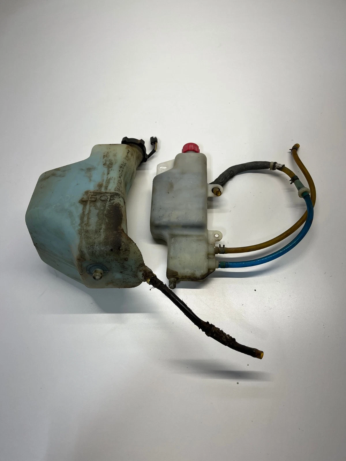 95 Polaris Indy XLT 600 Snowmobile OEM Oil Reservoir Coolant Reservoir Tank