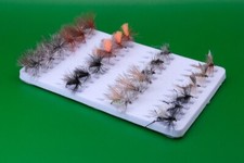 Dry Flies All Round Ultimate Set 24 Barbless Trout Fly Fishing Flies Mix Sizes