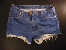 Wrangler Vintage CUTOFF JEAN SHORTS Cut Off High Waisted W 32 MEASURED Hot Pants